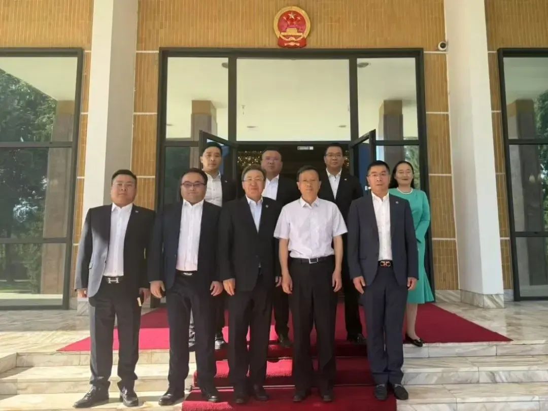 迅镭激光董事长颜章健率队赴欧洲进行商务考察(图7)