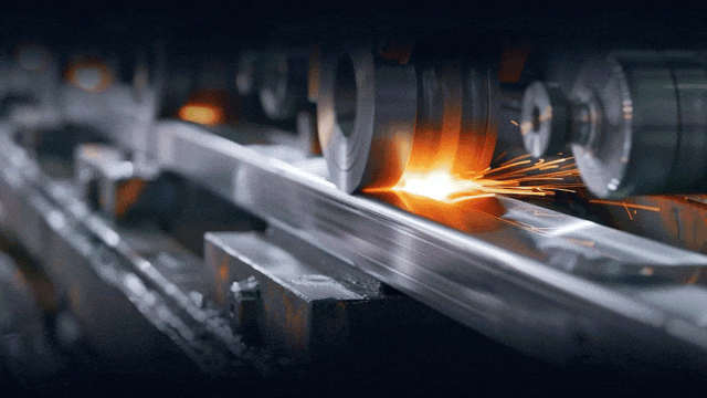 迅镭激光 L2+中管高速切管机震憾上市，切割更快 · 更稳 · 更省！(图2)